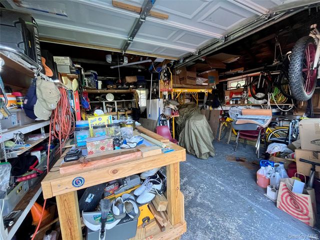 11 Rose Place, Central Valley, NY 10917