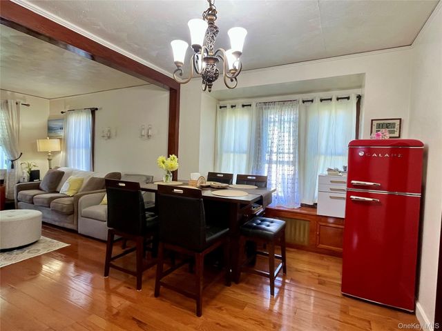 11 Rose Place, Central Valley, NY 10917