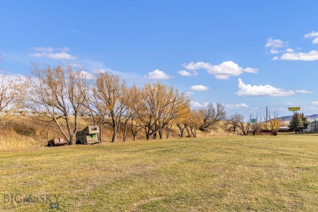 16 Loves Lane, Livingston, MT 59047 photo 12