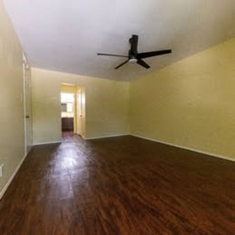 3112 Faye E, Richland Hills, TX 76118