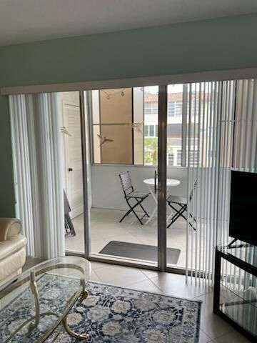 705 Lori Drive 210, Palm Springs, FL 33461