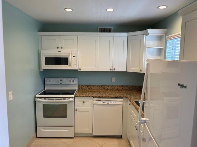 705 Lori Drive 210, Palm Springs, FL 33461