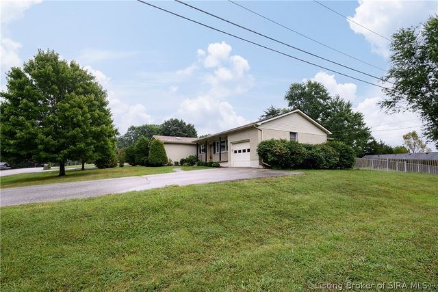 9185 Nina Drive, Georgetown, IN 47122