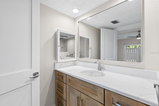 433 S PAULA DRIVE 1, Dunedin, FL 34698
