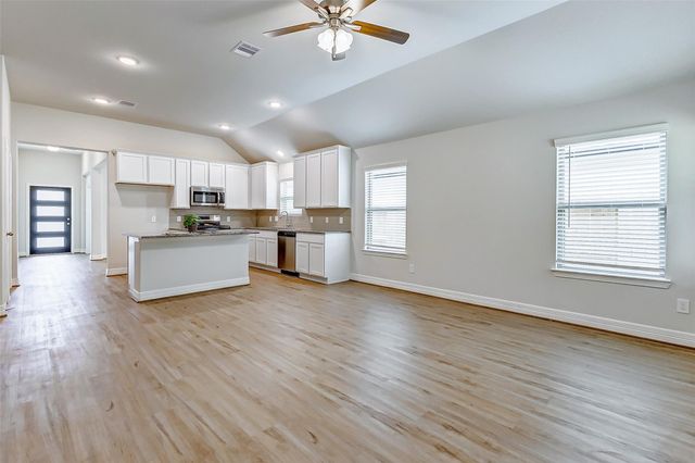 8443 Red Shiner Way, Fulshear, TX 77441