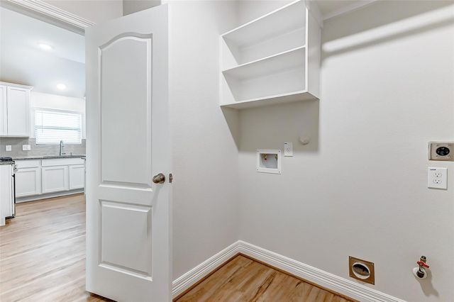 8443 Red Shiner Way, Fulshear, TX 77441