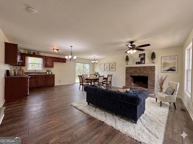 636 Hardy Way, Hiram, GA 30141