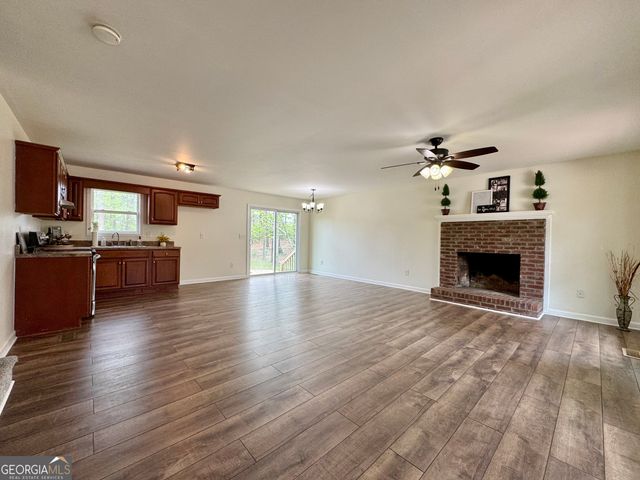 636 Hardy Way, Hiram, GA 30141