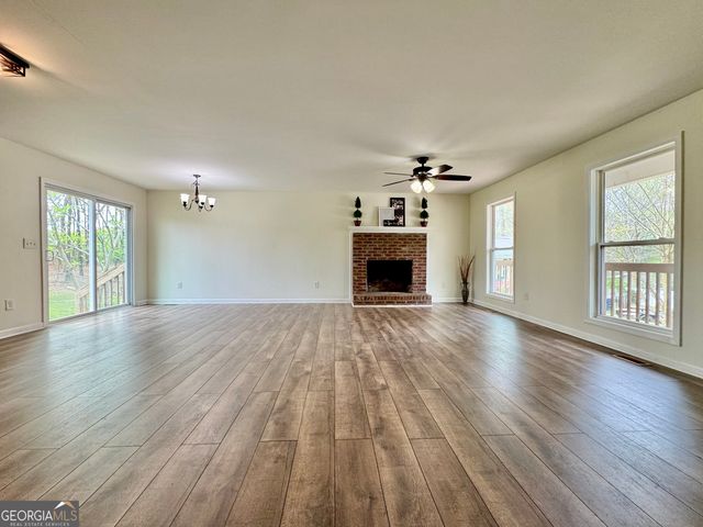 636 Hardy Way, Hiram, GA 30141