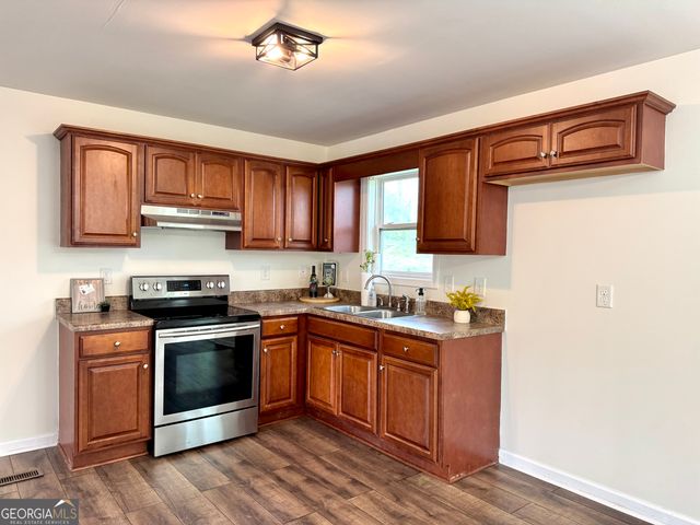 636 Hardy Way, Hiram, GA 30141