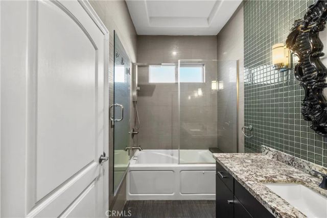 6223 Simpson, North Hollywood, CA 91606