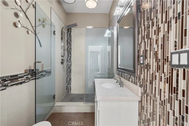 6223 Simpson, North Hollywood, CA 91606