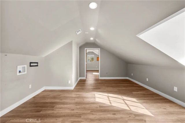 6223 Simpson, North Hollywood, CA 91606