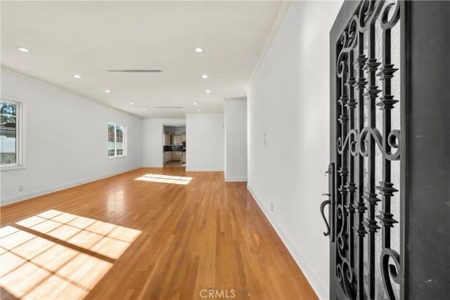 6223 Simpson, North Hollywood, CA 91606