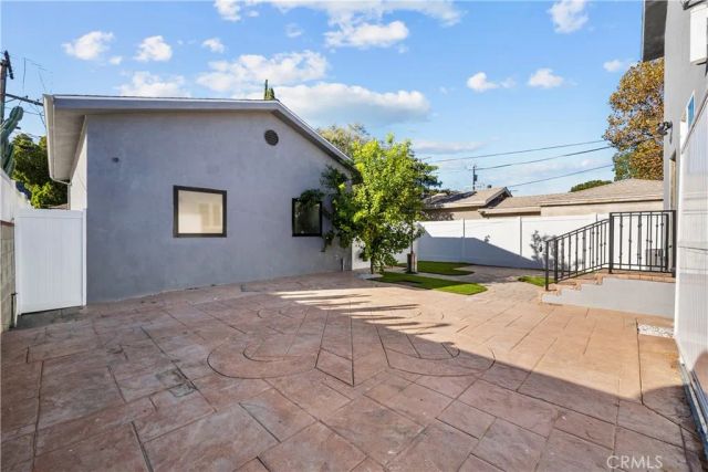 6223 Simpson, North Hollywood, CA 91606