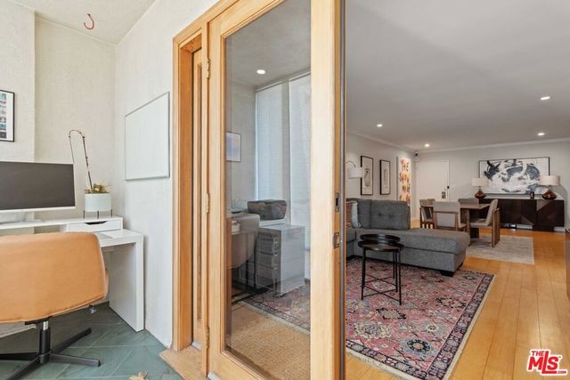 705 Westmount Drive 209, West Hollywood, CA 90069