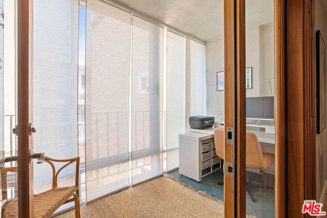 705 Westmount Drive 209, West Hollywood, CA 90069