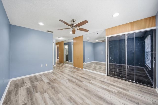 3135 CHARTER CLUB DRIVE B, Tarpon Springs, FL 34688