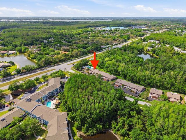 3135 CHARTER CLUB DRIVE B, Tarpon Springs, FL 34688