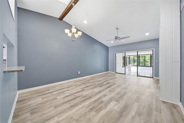 3135 CHARTER CLUB DRIVE B, Tarpon Springs, FL 34688