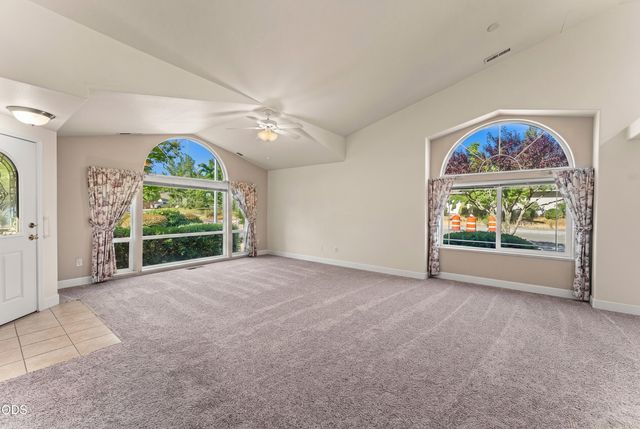 2690 SW Trinity Way, Grants Pass, OR 97527