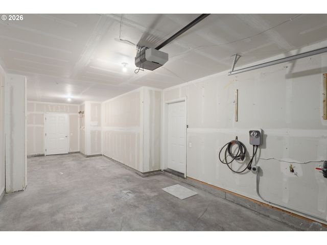 20680 Nw SEDONA Ln, Beaverton, OR 97006