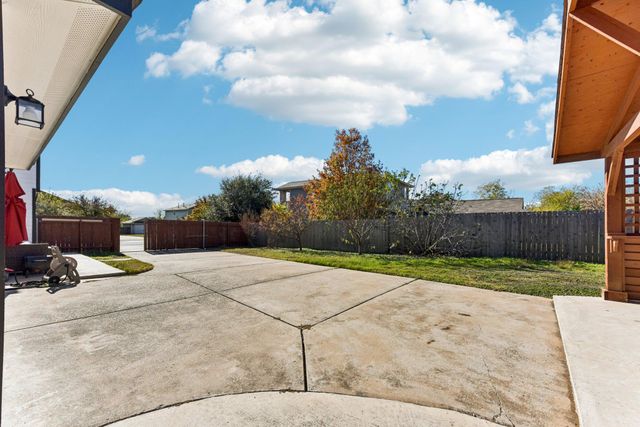 2340 Bluffstone DR, Round Rock, TX 78665