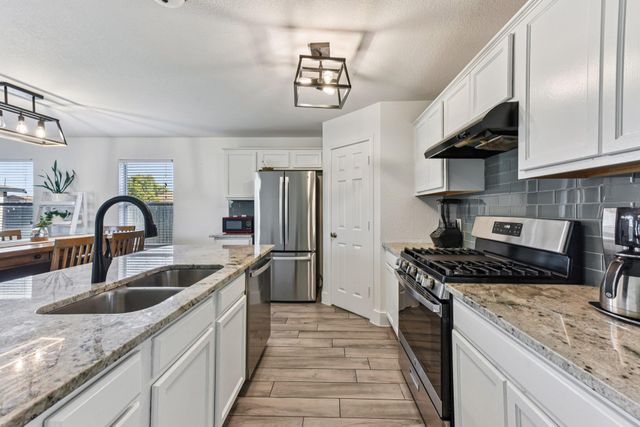 2340 Bluffstone DR, Round Rock, TX 78665