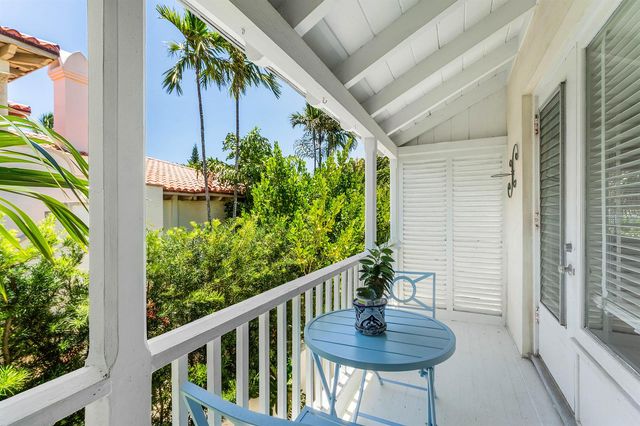 424 Chilean Avenue 4, Palm Beach, FL 33480