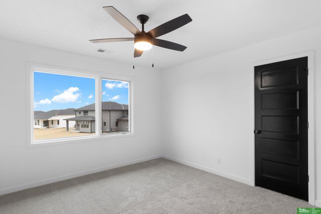 5405 N 197th Street, Elkhorn, NE 68022
