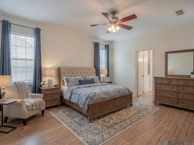 6215 Destrehan Dr, Baton Rouge, LA 70820