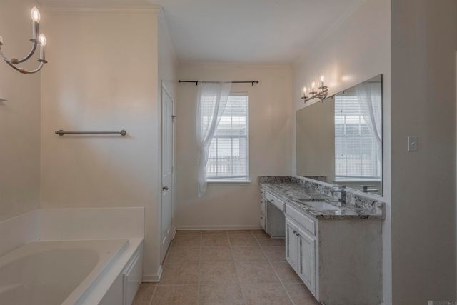 6215 Destrehan Dr, Baton Rouge, LA 70820