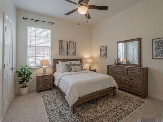 6215 Destrehan Dr, Baton Rouge, LA 70820