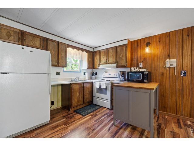 185 Meadow Ln, Bellvue, CO 80512
