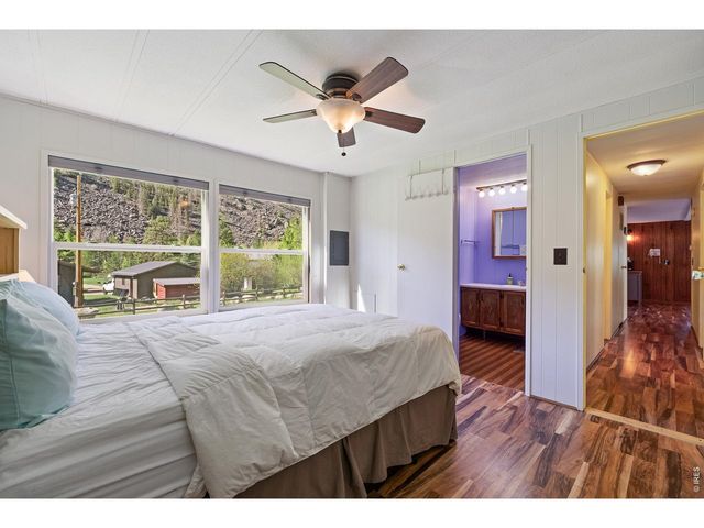 185 Meadow Ln, Bellvue, CO 80512