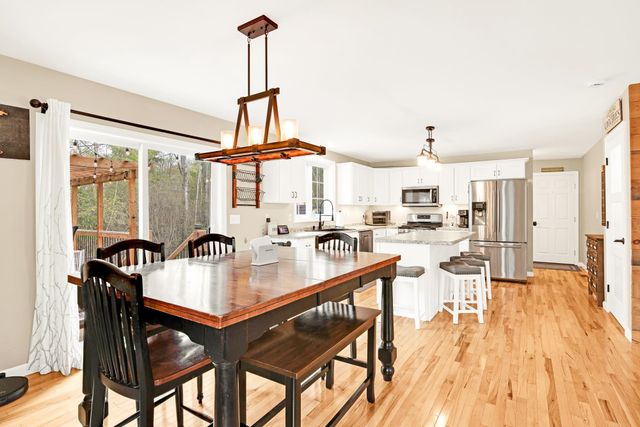 31 Rangeway Drive, Rochester, NH 03868