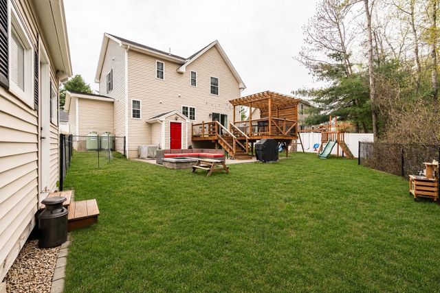 31 Rangeway Drive, Rochester, NH 03868