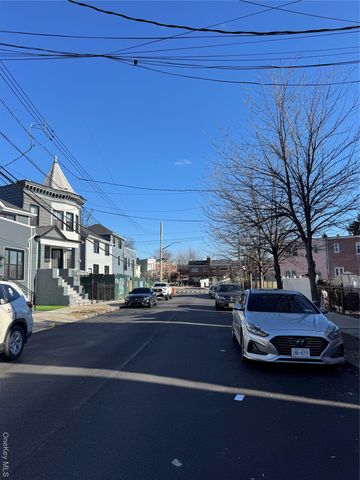 948a Tilden Ave, Bronx, NY 10469