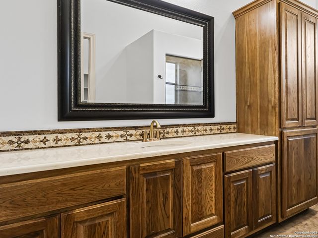 1188 River Chase, New Braunfels, TX 78132