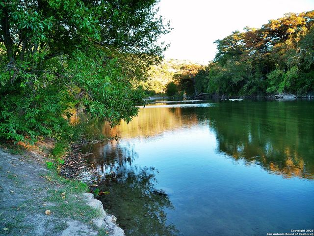 1188 River Chase, New Braunfels, TX 78132