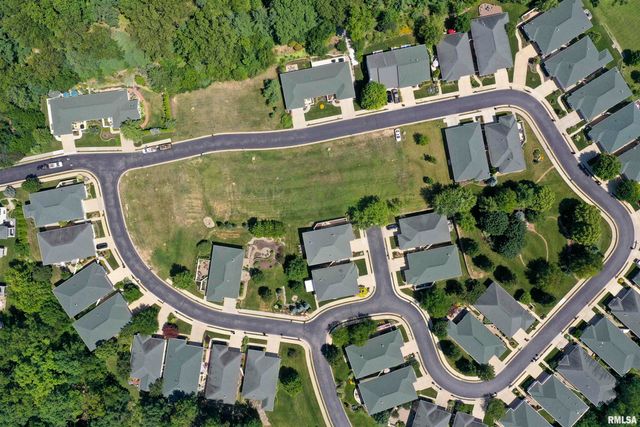 5727 W DEER PARK Drive, Peoria, IL 61615