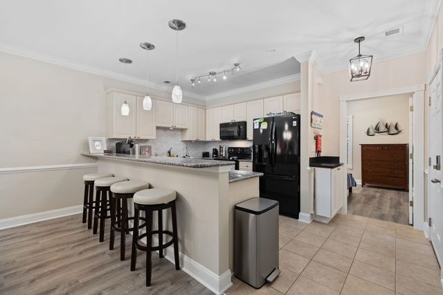 4869 Luster Leaf Cir Apt 104, Myrtle Beach, SC 29577