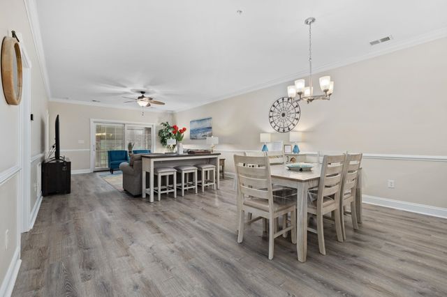 4869 Luster Leaf Cir Apt 104, Myrtle Beach, SC 29577