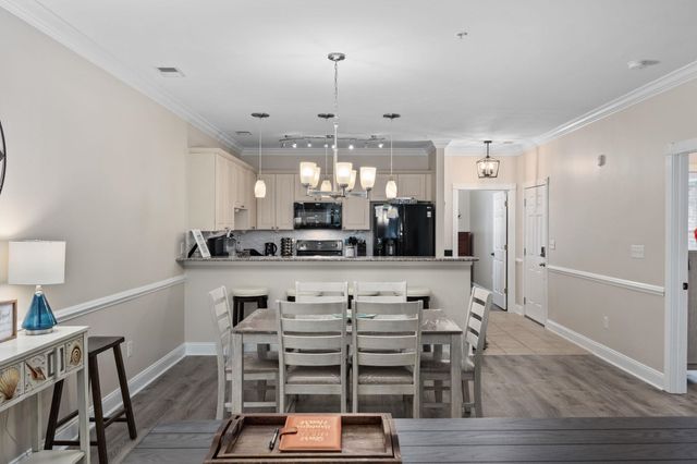 4869 Luster Leaf Cir Apt 104, Myrtle Beach, SC 29577