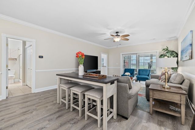 4869 Luster Leaf Cir Apt 104, Myrtle Beach, SC 29577