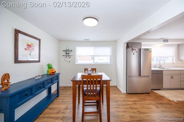 23452 Astrid Lane, Rockwood, MI 48173