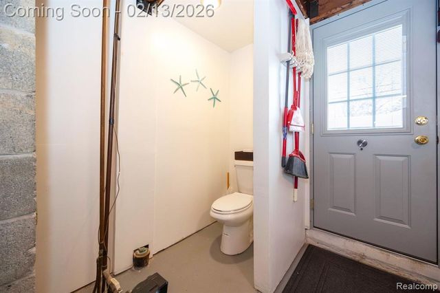 23452 Astrid Lane, Rockwood, MI 48173