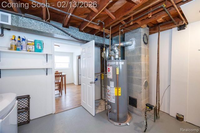 23452 Astrid Lane, Rockwood, MI 48173