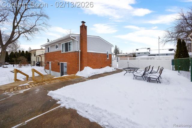 23452 Astrid Lane, Rockwood, MI 48173