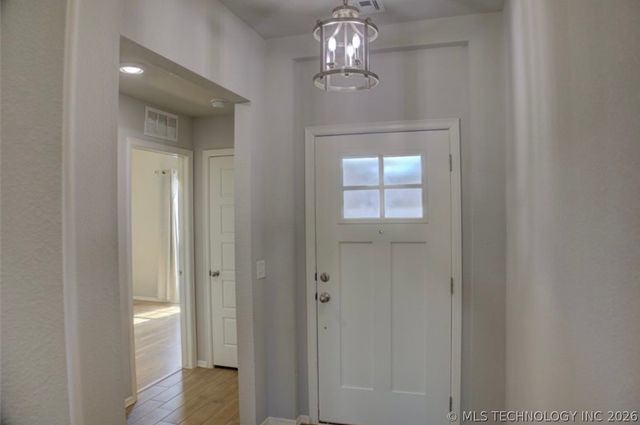 7012 S Elder Avenue, Broken Arrow, OK 74011